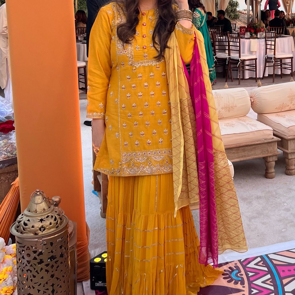Yellow Gharara Pakistani/ Indian Outfit